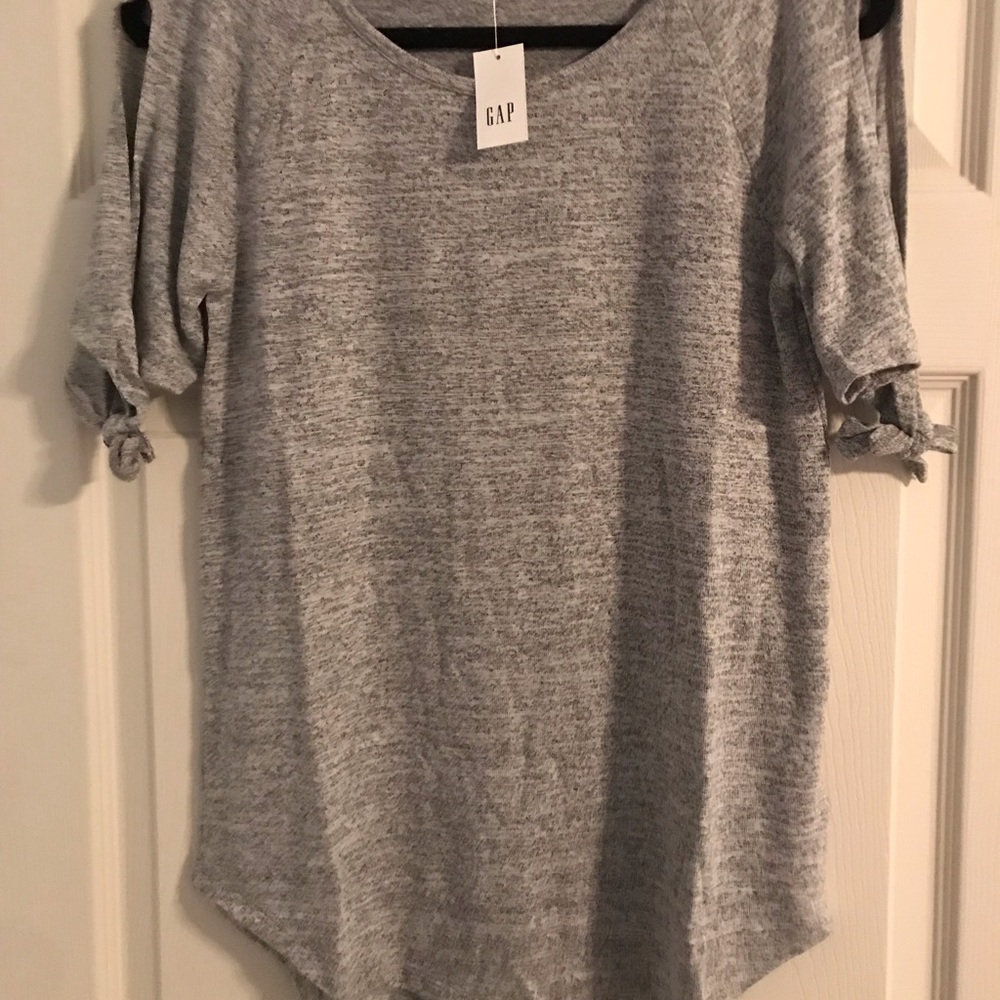 Gap maternity softspun tie-sleeve top gray color